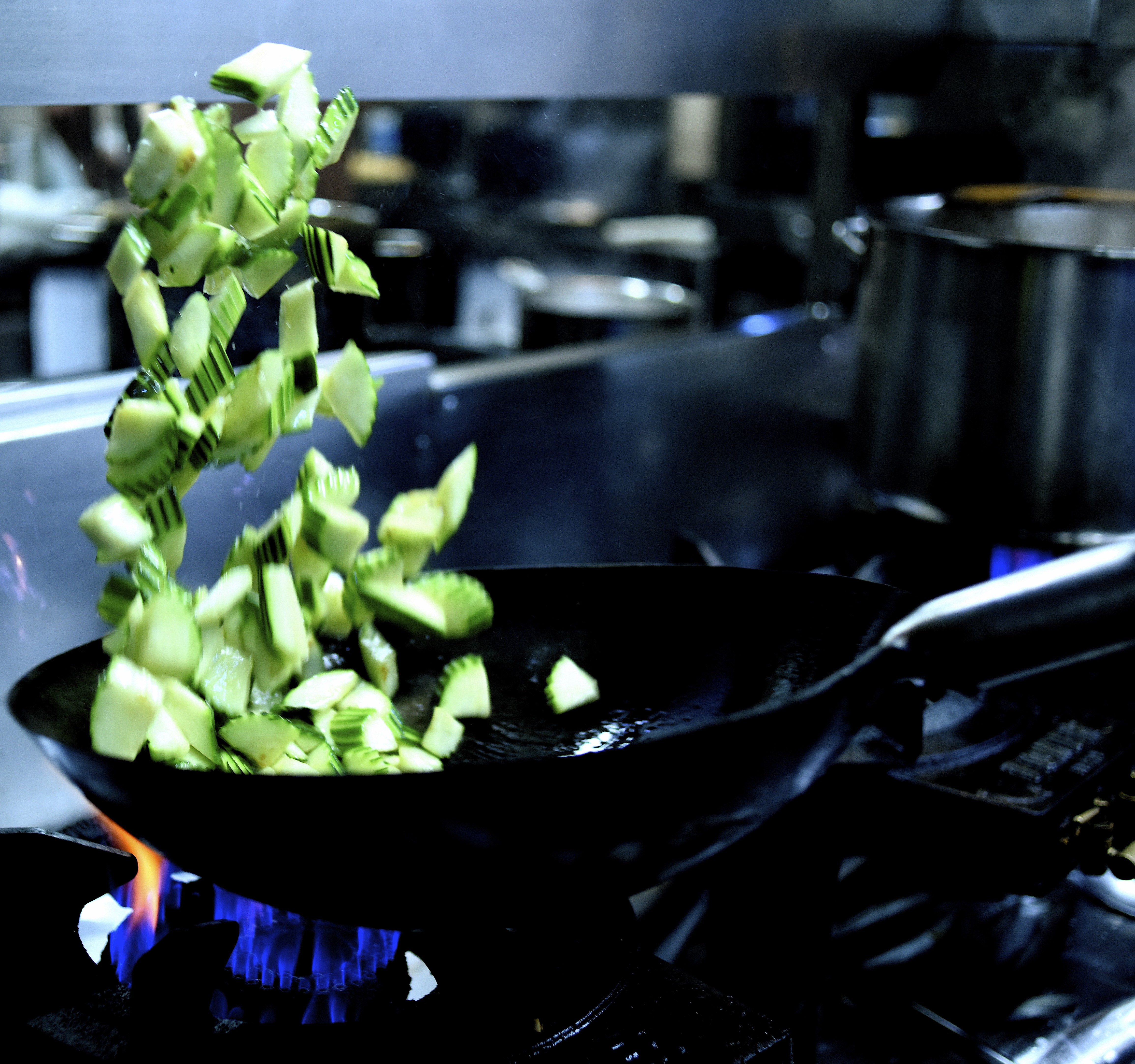 LEMON - wok cucumber